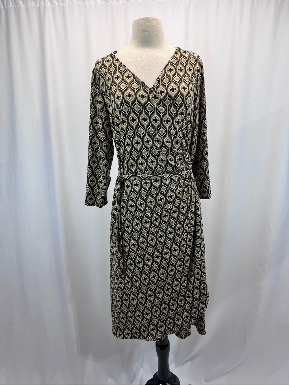 dressbarn Tan Black Printed Wrap Dress 14W Tie Boho Smart Casual Artsy Earthy - Picture 2 of 11